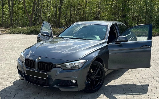 BMW Seria 3 cena 50500 przebieg: 167000, rok produkcji 2013 z Bytom małe 67
